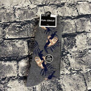 Fun Circle Men's Gray Sloth Sox size 10-13 Crew Socks 1 Pair Shoe sz 6-12
